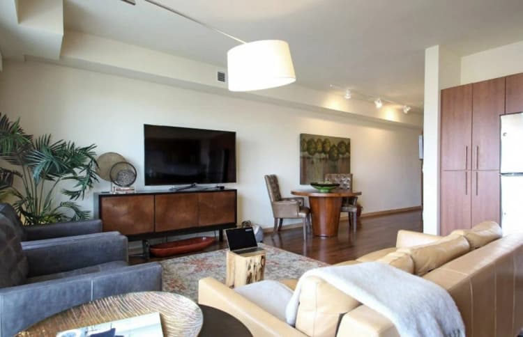 Milwaukee County apartments for rent - image - Oregon Apartments - Tv Lounge.jpg