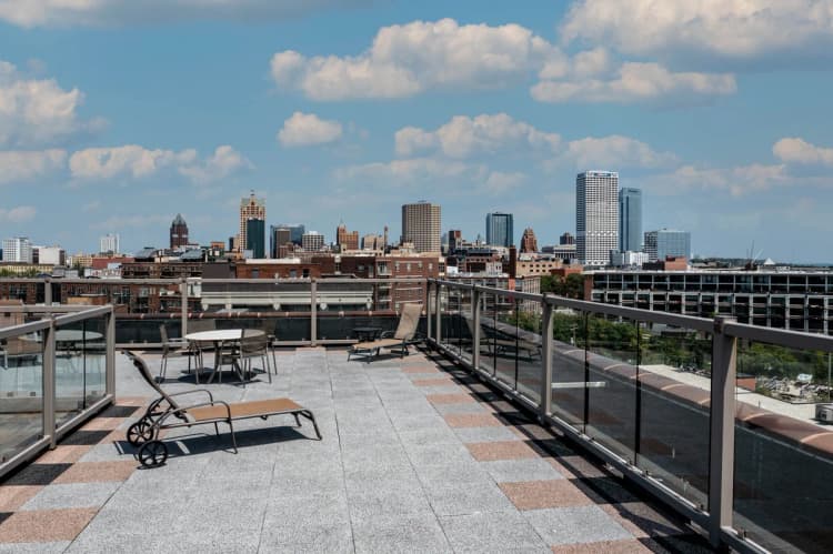 Milwaukee County apartments for rent - image - Oregon Apartments - Rooftop.jpg
