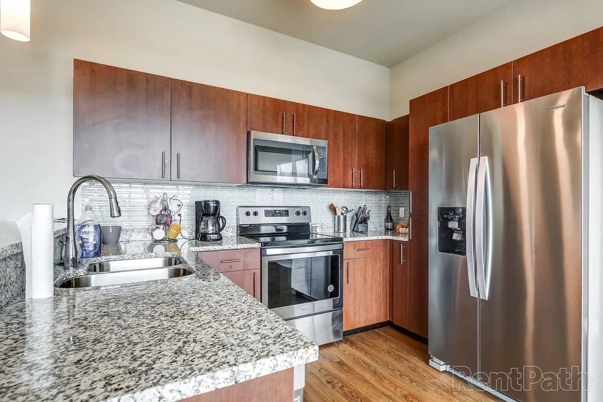 Milwaukee County apartments for rent - image - Granary Lofts - Kitchen 5.jpg