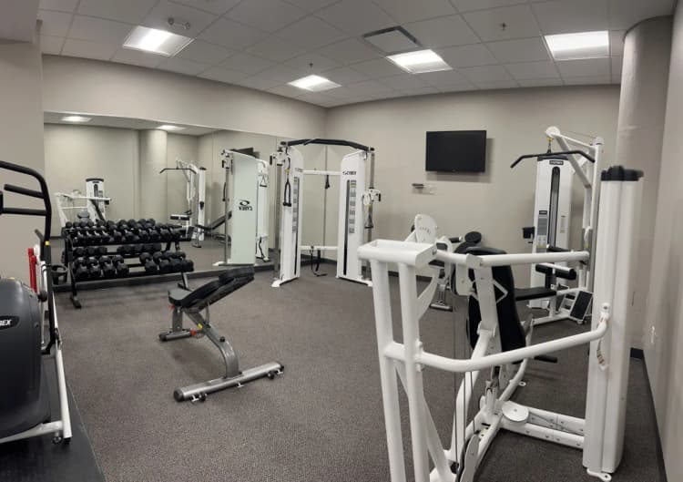 Milwaukee County apartments for rent - image - The Artisan Lofts - gym 2.webp