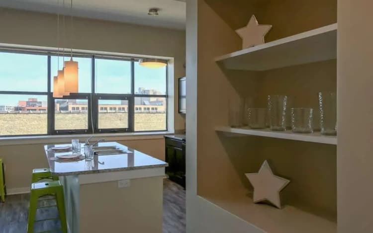 Milwaukee County apartments for rent - image - The Artisan Lofts - Kitchen 3.webp
