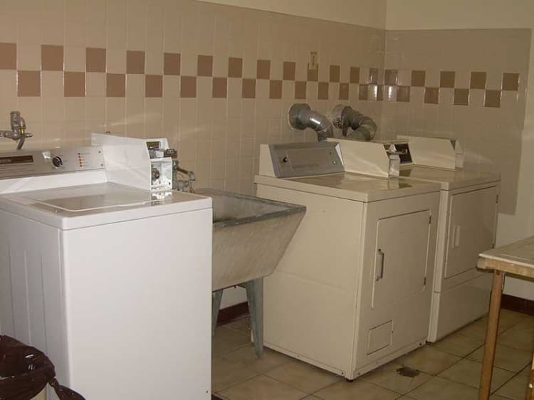 undefined apartments for rent - image - LakeSummit-LaundryRoom.jpg