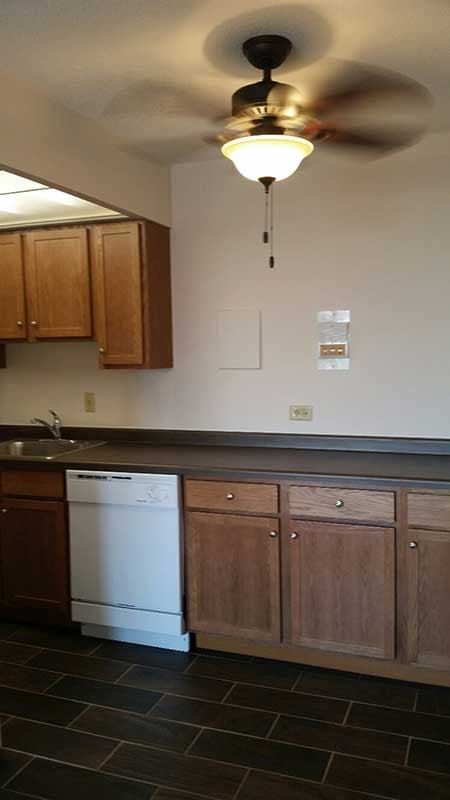 undefined apartments for rent - image - LakeSummit-kitchen6.jpg