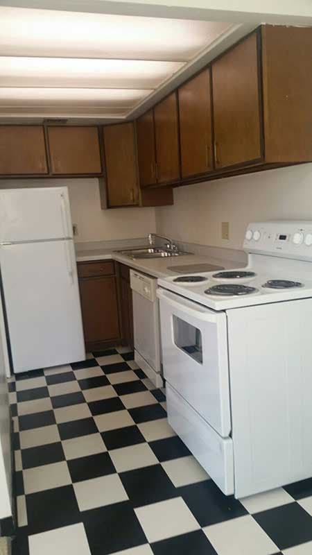 undefined apartments for rent - image - LakeSummit-kitchen4.jpg