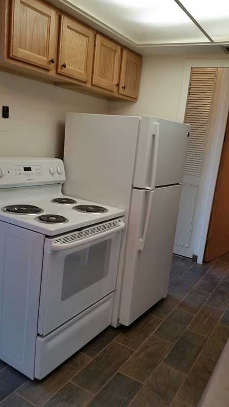 undefined apartments for rent - image - LakeSummit-2233-603-appliances.jpg