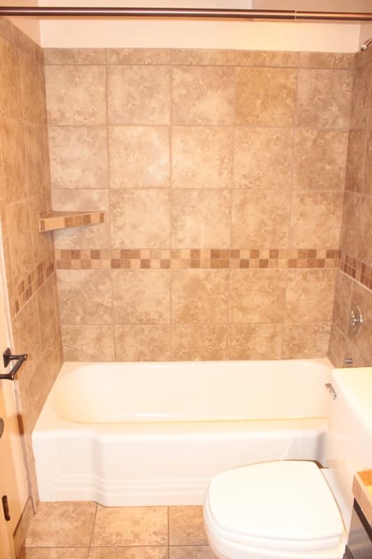 undefined apartments for rent - image - Lake-Summit-unit-207-019.jpg