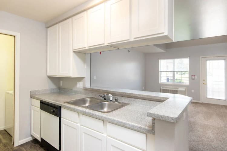 Milwaukee County apartments for rent - image - 148630077.jpg