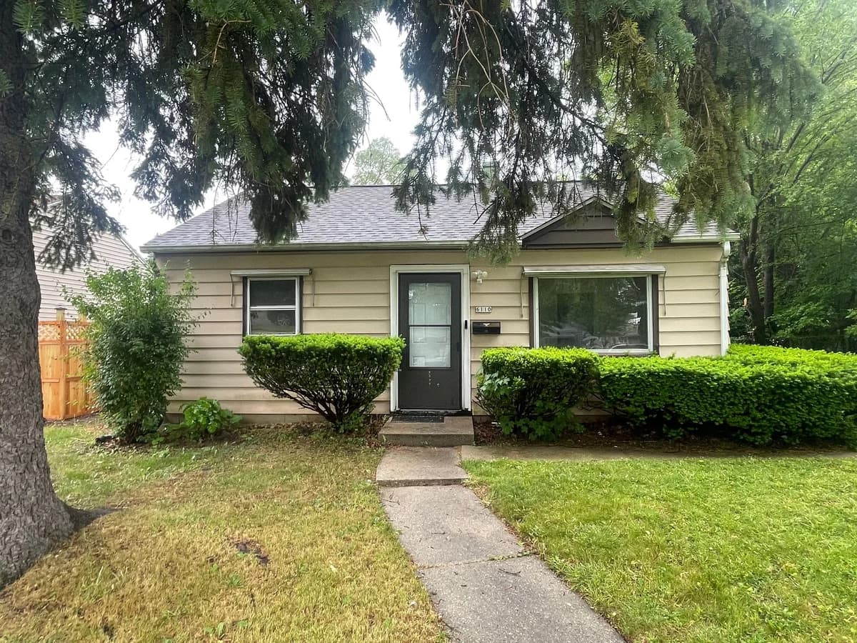 Milwaukee County apartments for rent - Property image - 6110 N 39th St. - Single Family - 1