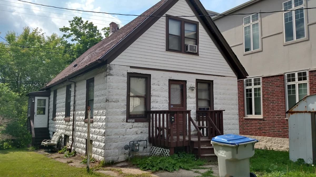 Milwaukee County apartments for rent - Property image - 1649 N. Jackson St. - 1