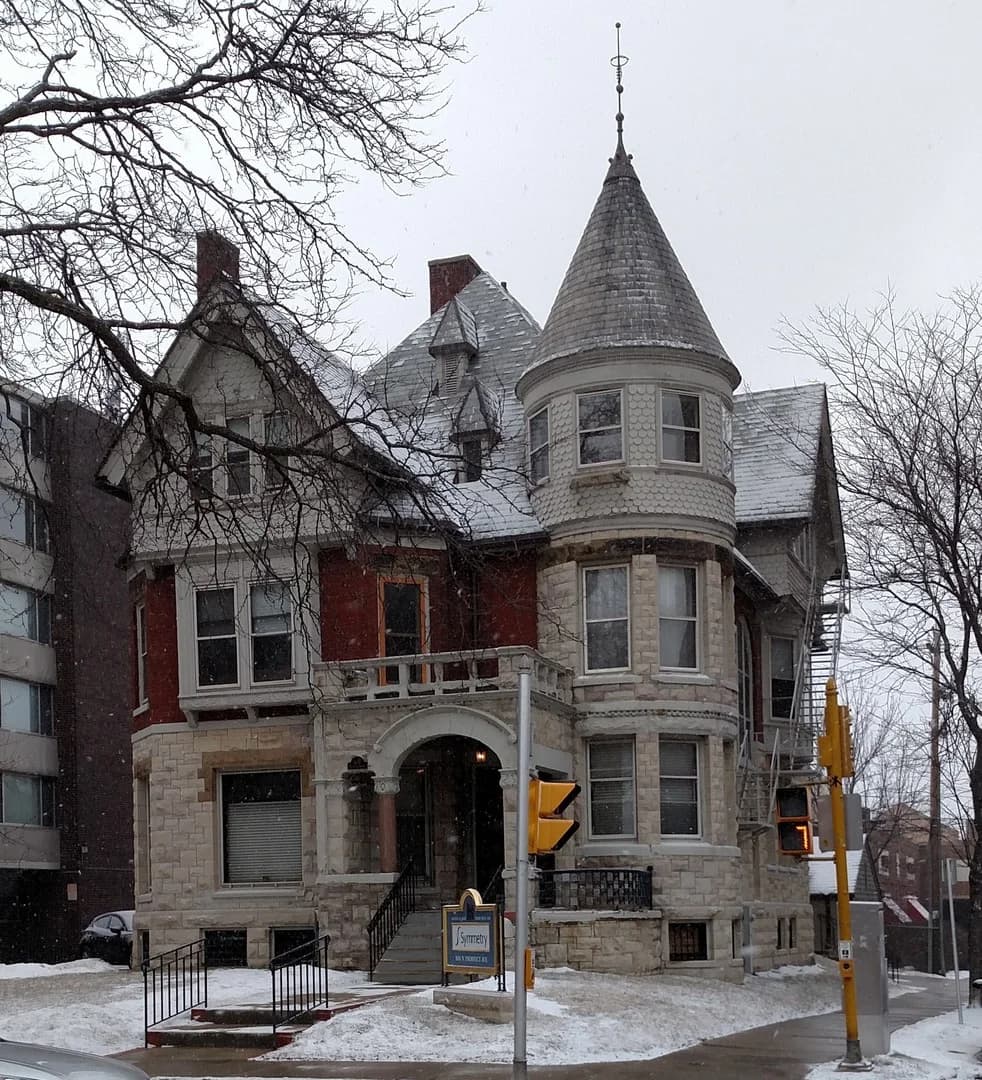 Milwaukee County apartments for rent - Property image - 1681 N. Prospect Ave. - 1