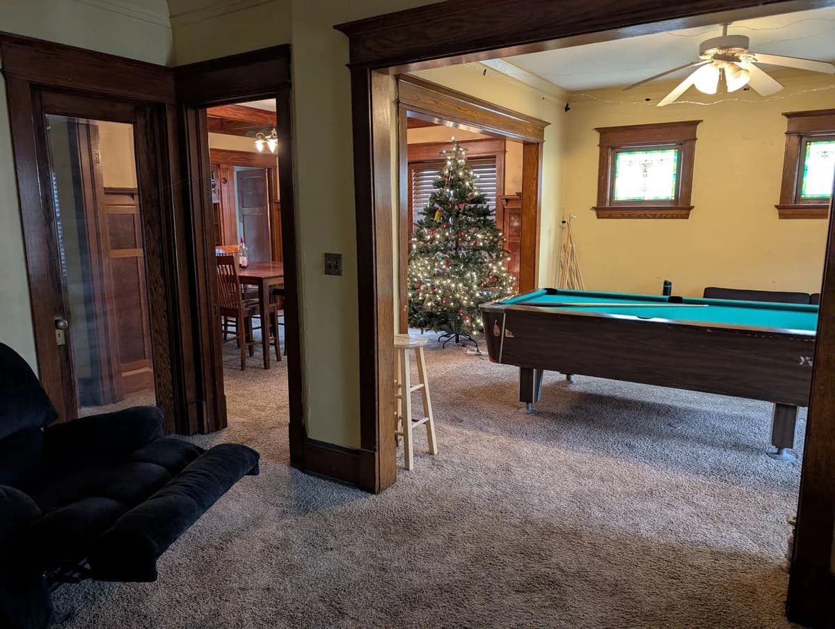 Milwaukee County apartments for rent - Property image - 2828 N Maryland Ave - 2