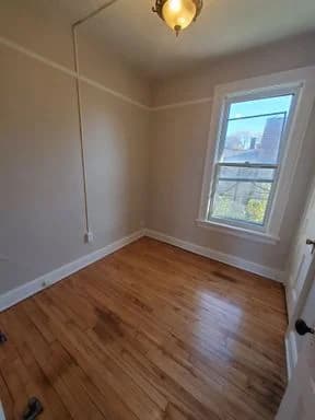 Milwaukee County apartments for rent - Property image - 800 E Chambers St. - 2