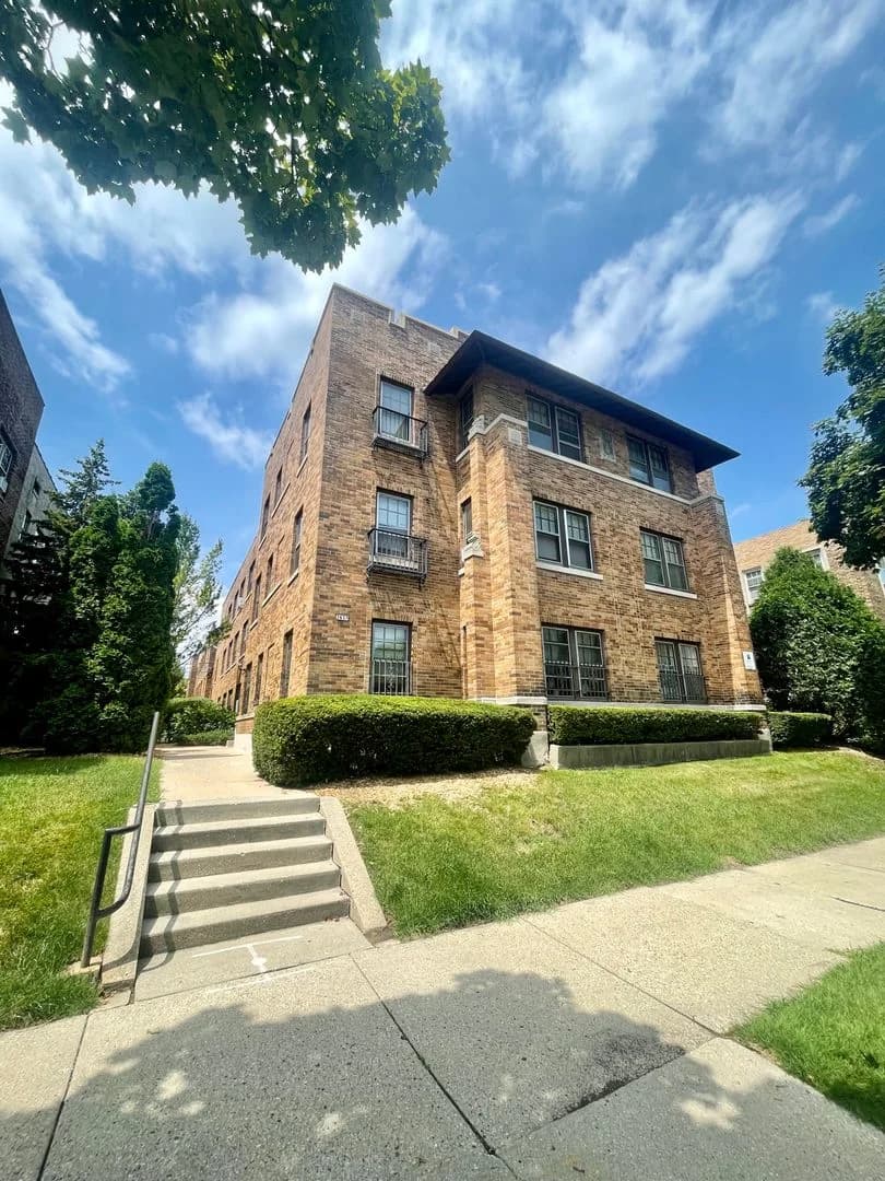 Milwaukee County apartments for rent - Property image - 2637 N Cramer St - 1