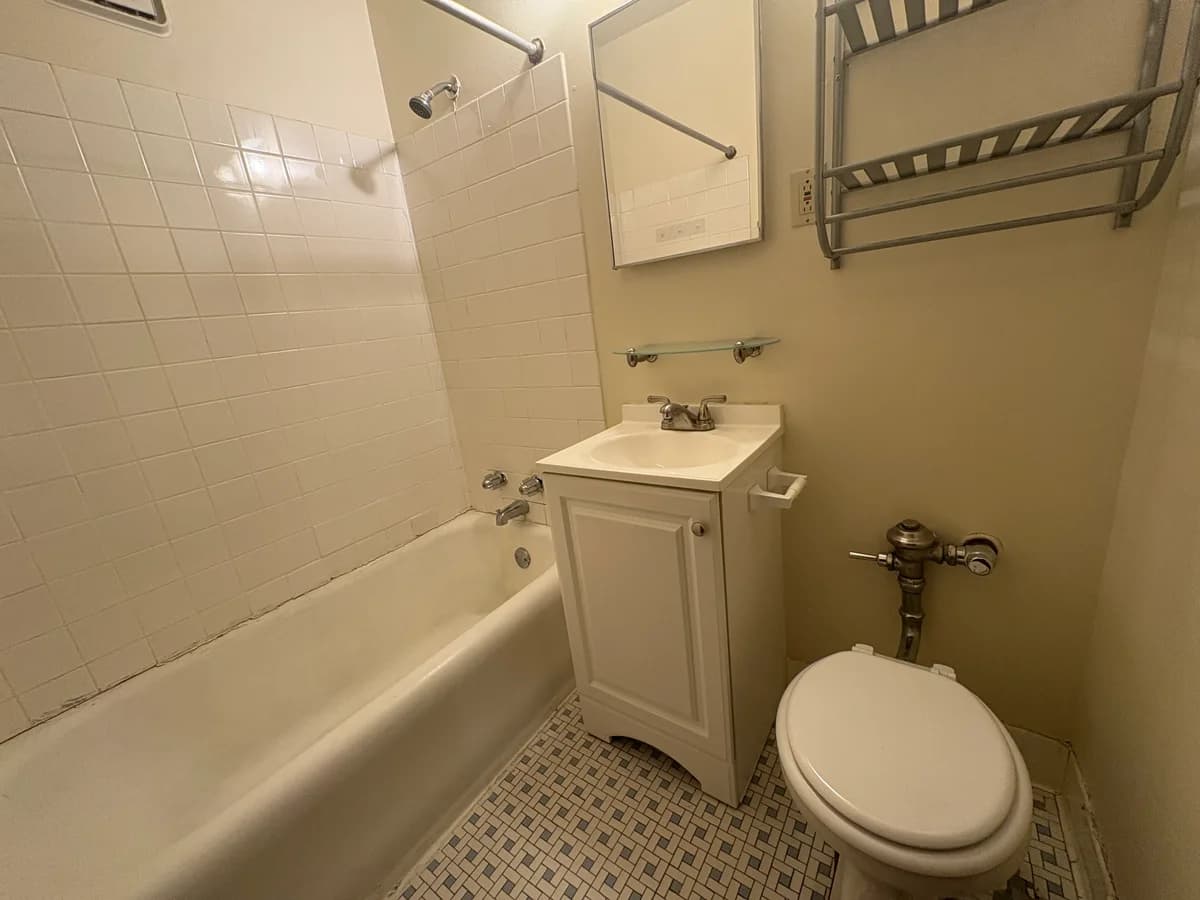 Milwaukee County apartments for rent - image - property-image-1793211947490.jpeg