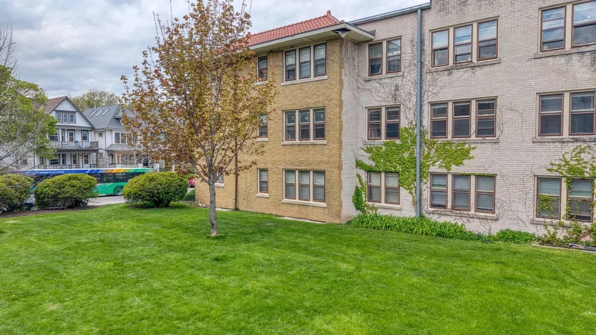 Milwaukee County apartments for rent - Property image - 3402 N Oakland Ave - 1