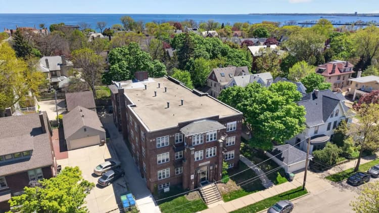 Milwaukee County apartments for rent - image - The Los Angeles - Building Top View.jpg