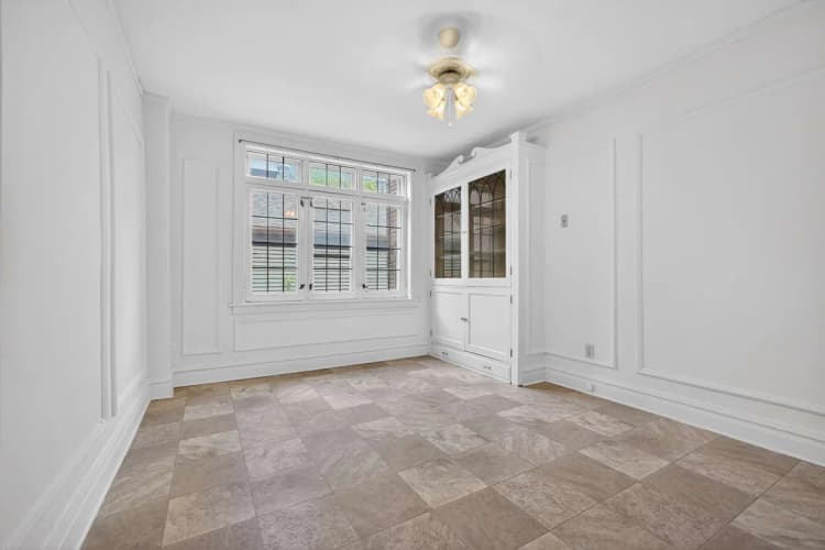 Milwaukee County apartments for rent - image - The Los Angeles - Dining Room.jpg