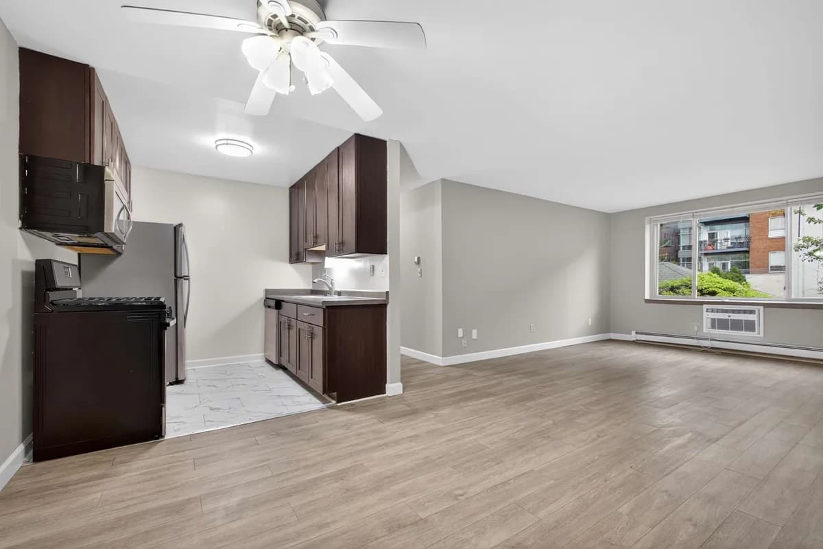 Milwaukee County apartments for rent - image - Marshal Manor - Kitchen 1.jpg