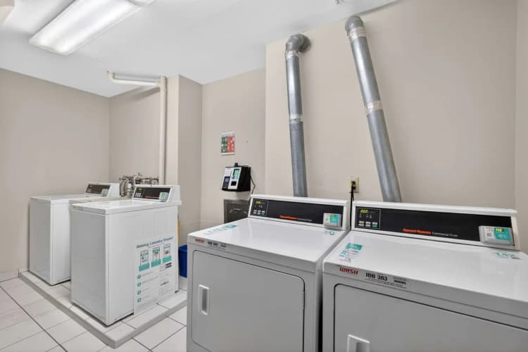 Milwaukee County apartments for rent - image - Charleston East - Laundry Room.jpg