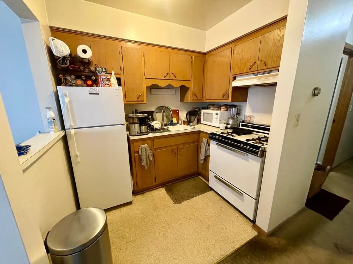 Milwaukee County apartments for rent - Property image - 2443 N Murray - 3