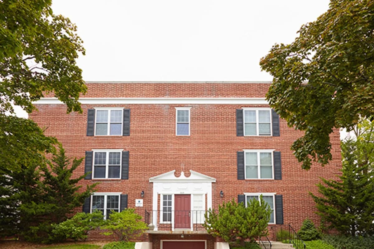 Milwaukee County apartments for rent - Property image - 2443 N Murray - 2