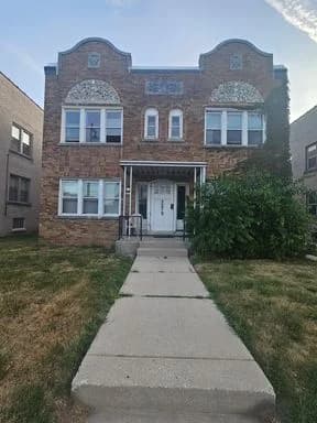 Milwaukee County apartments for rent - Property image - 3279 S Kinnickinnic Ave. - 1