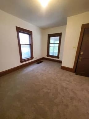 Milwaukee County apartments for rent - Property image - 3416 W Walnut St - 3