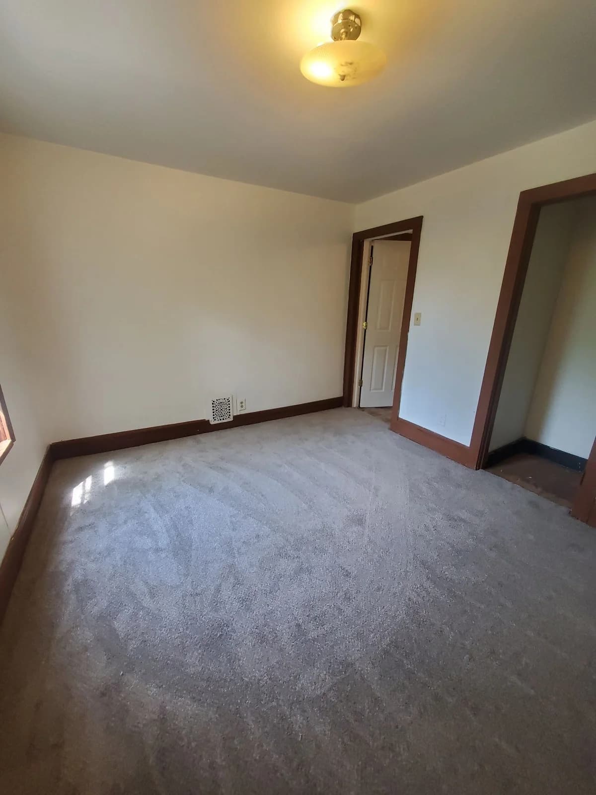 Milwaukee County apartments for rent - image - property-image-1790713696600.jpg