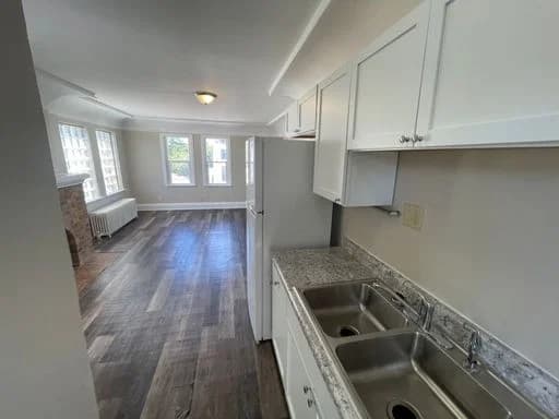 Milwaukee County apartments for rent - Property image - 6911 W. Mitchell Street - 6911 - 3