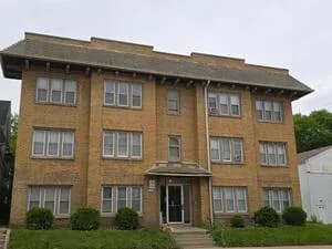 Milwaukee County apartments for rent - Property image - 1855 N Cambridge Ave - 3
