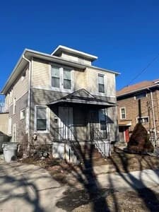 Milwaukee County apartments for rent - Property image - 2767 N Holton St - 3