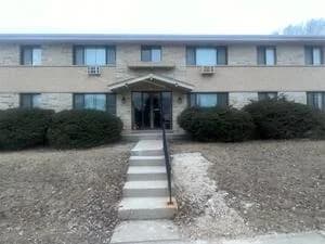 Milwaukee County apartments for rent - Property image - 6200 W Hampton Ave - 2