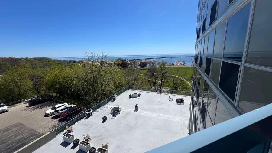 Milwaukee County apartments for rent - Property image - 1660 N Prospect Av - 2