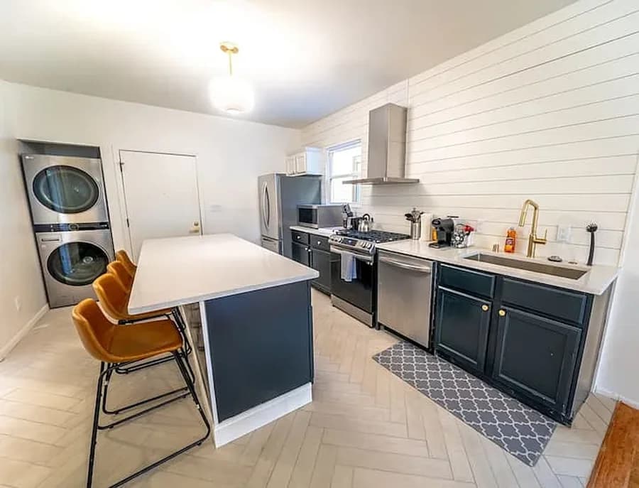 Milwaukee County apartments for rent - Property image - 2112 N Palmer St - 2