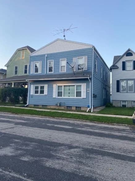 Milwaukee County apartments for rent - Property image - 3658 East Munkwitz Avenue - 1