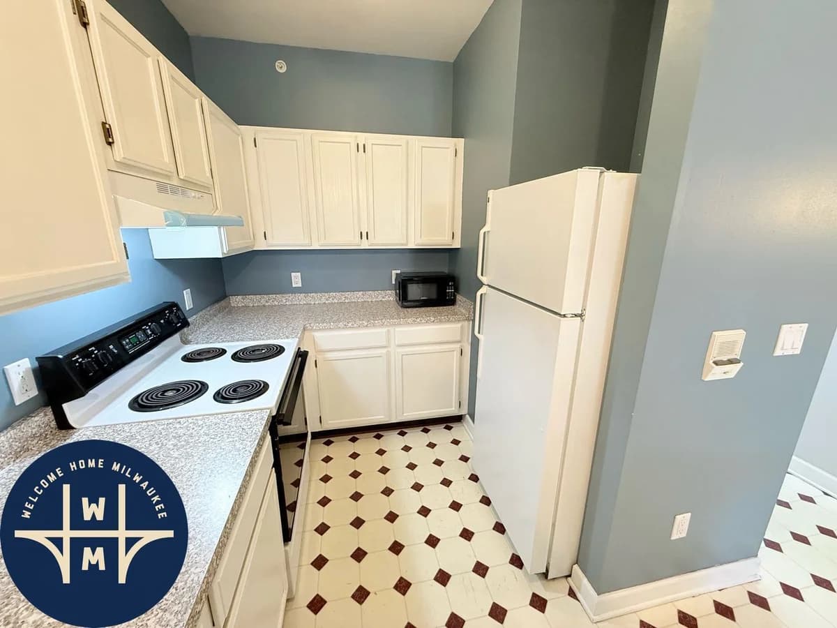 Milwaukee County apartments for rent - Property image - 7224 West State Stree - 2