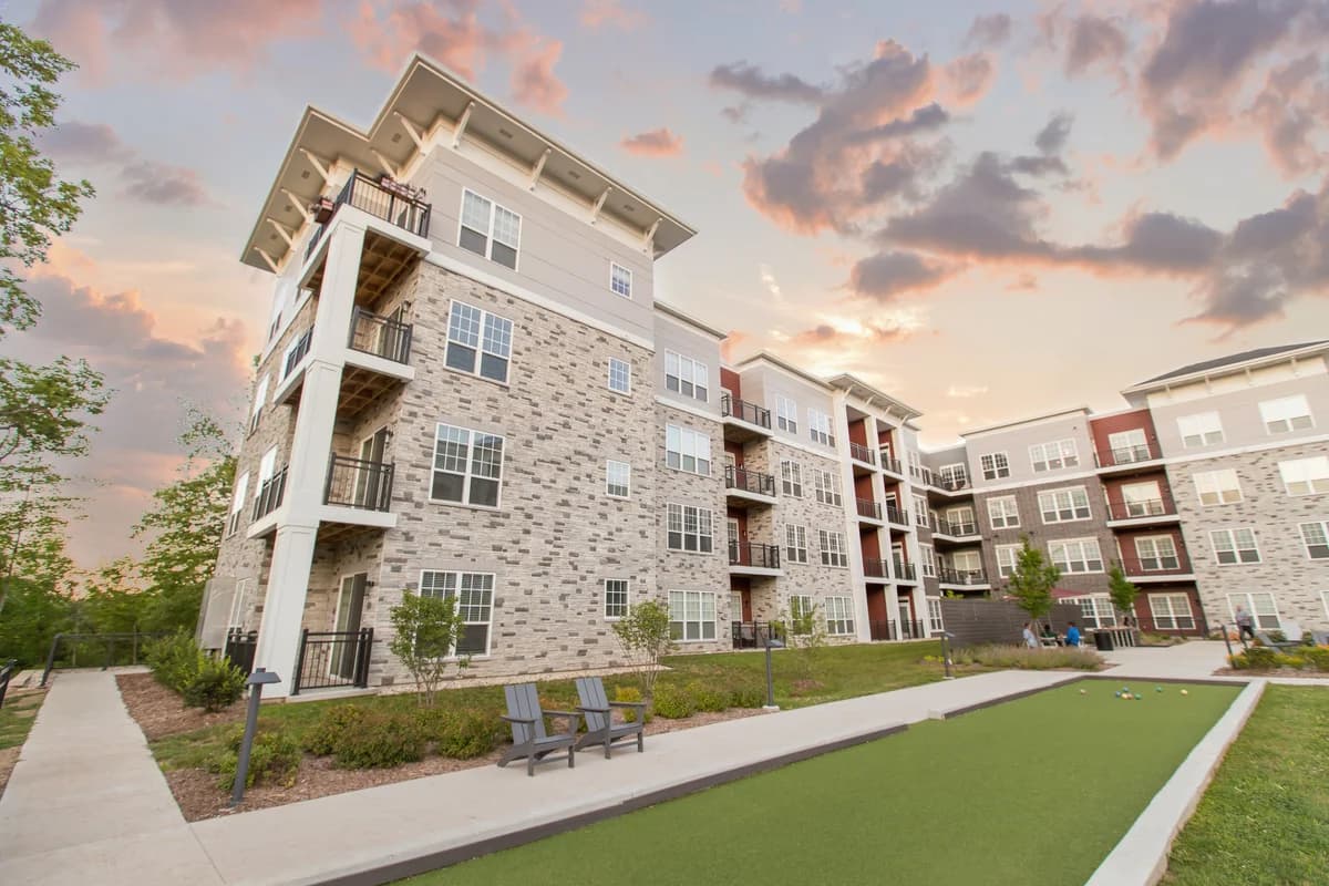 Milwaukee County apartments for rent - Property image - Brookfield Reserve - 3