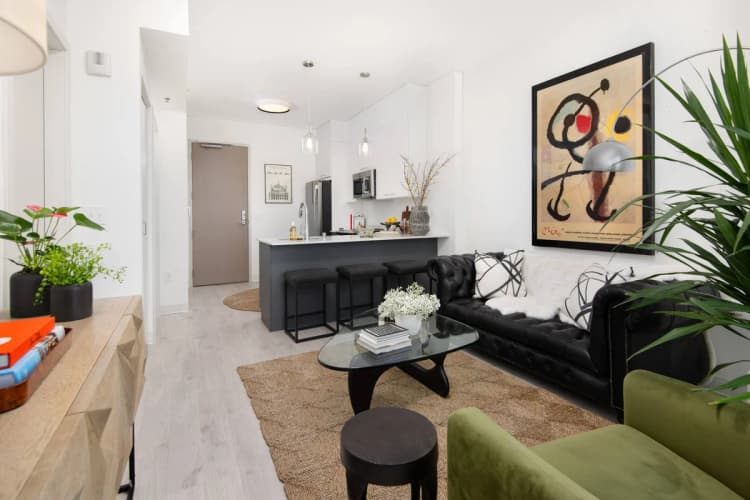 Milwaukee County apartments for rent - image - yardi_image_1790145914458_44_20137996