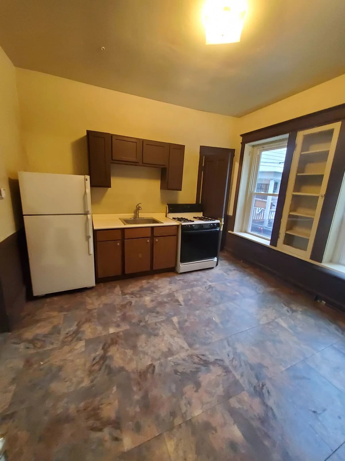 Milwaukee County apartments for rent - Property image - 726 S 22nd St. - 4 Unit - 2