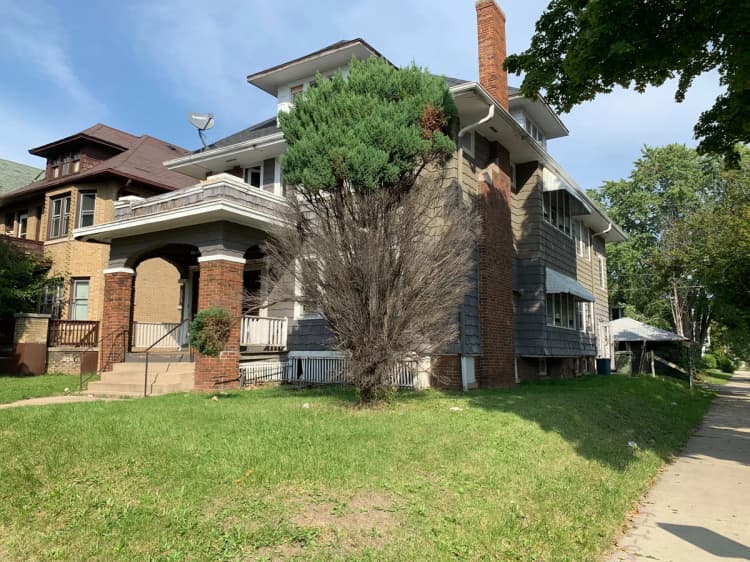Milwaukee County apartments for rent - image - property-image-1792684167841.jpeg