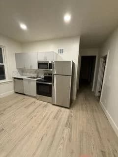 Milwaukee County apartments for rent - image - property-image-1793043395188.jpg