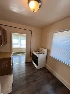 Milwaukee County apartments for rent - image - 2527 S. 13th St- 03.jpg