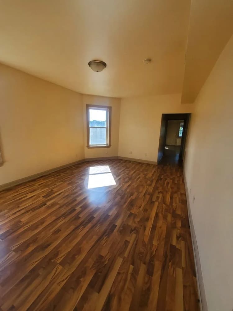 Milwaukee County apartments for rent - image - 1235 W National Ave01.jpg