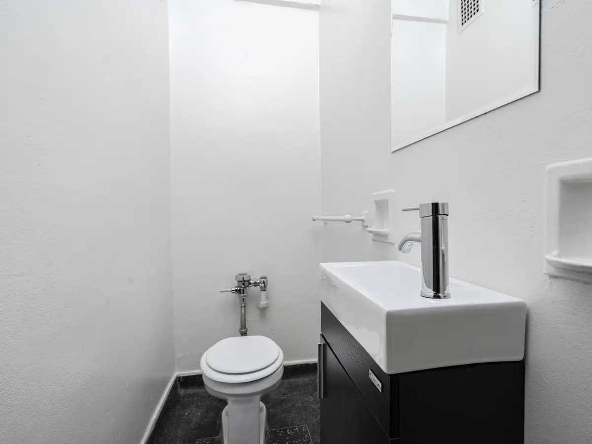 undefined apartments for rent - image - 60996600d3cae9.29818352736.jpg