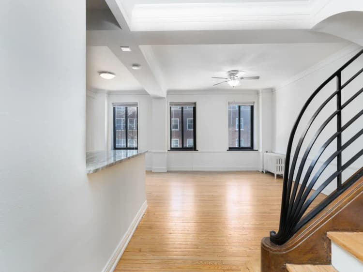 undefined apartments for rent - image - 609966010fa5f6.42241309553.jpg