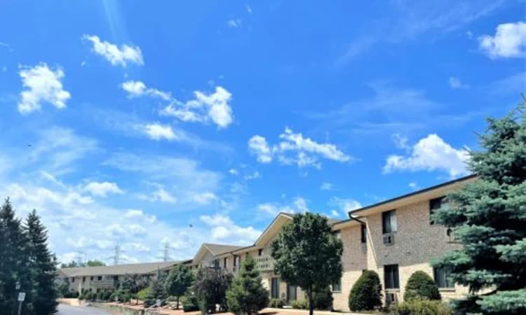 undefined apartments for rent - image - tVf7xJpObGh5bx2KBsrxAmyB_pKbisW-wQ-scaled-ptf0gq2j94li0szmn92o86g1ny9y6h4s0dqy4xu75k.jpg