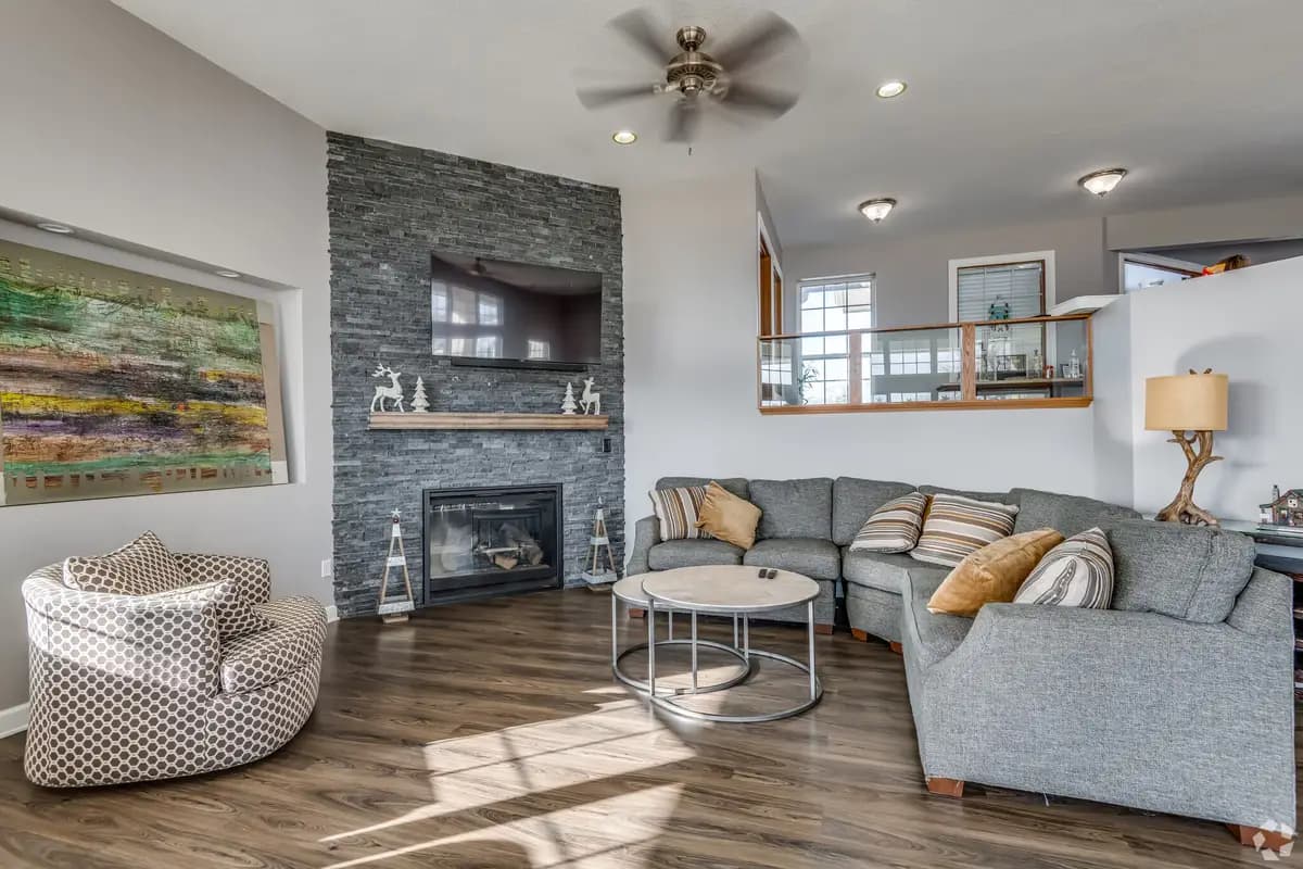 undefined apartments for rent - image - the-gables-apartments-oak-creek-wi-community-room.jpg