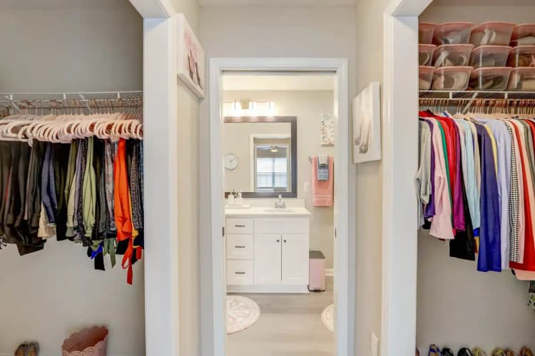 undefined apartments for rent - image - 19-web-or-mls-S-Superior-Pl-019-min.jpg