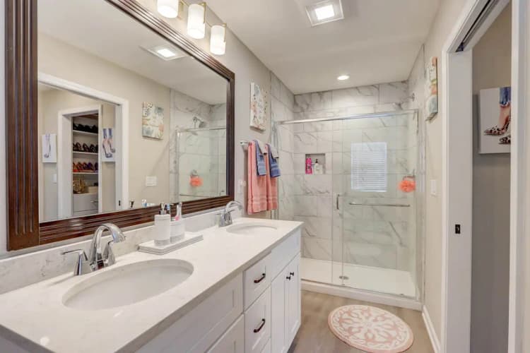 undefined apartments for rent - image - 20-web-or-mls-S-Superior-Pl-020-min.jpg