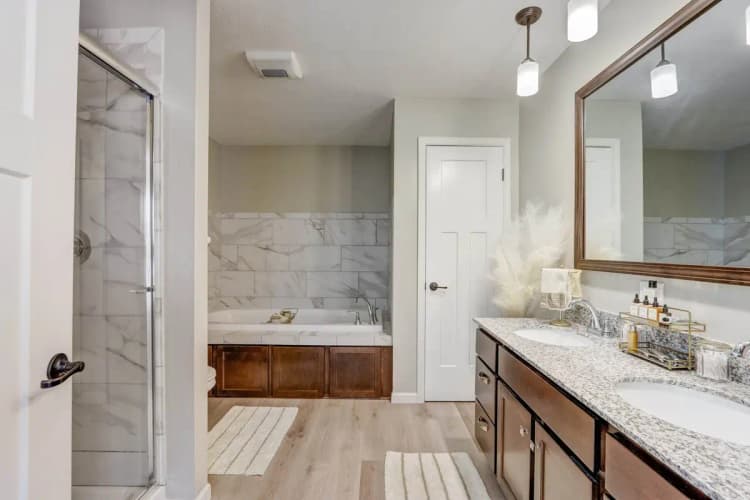 undefined apartments for rent - image - 8-web-or-mls-S-Superior-Pl-008-min.jpg